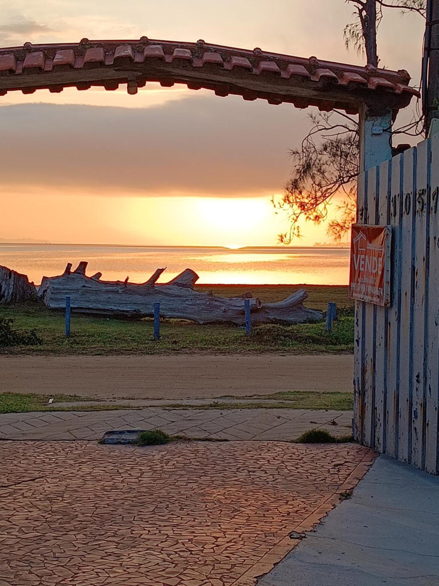 Praia Seca, 10 Pessoas, Em Frente A Lagoa Do Tome Araruama Buitenkant foto